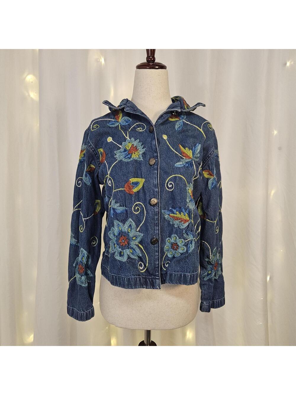 Studio works vintage 100% cotton denim floral jacket size Ps